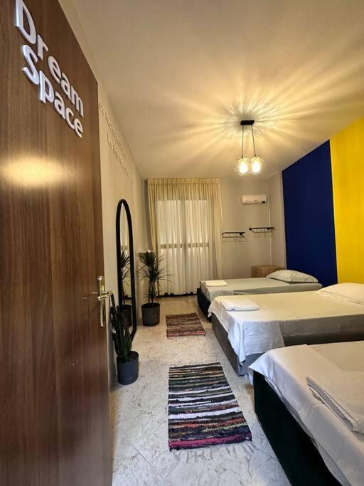Super House Blloku - 3 Apartamento